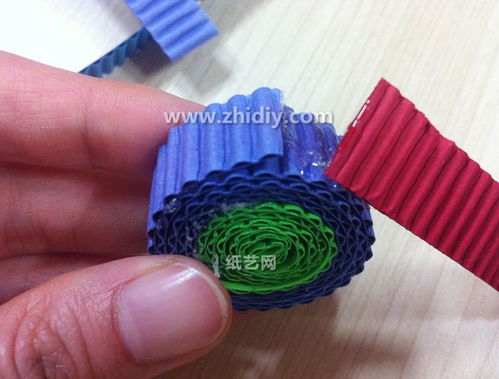 儿童手工之可爱的瓦楞纸小蜗牛制作教程